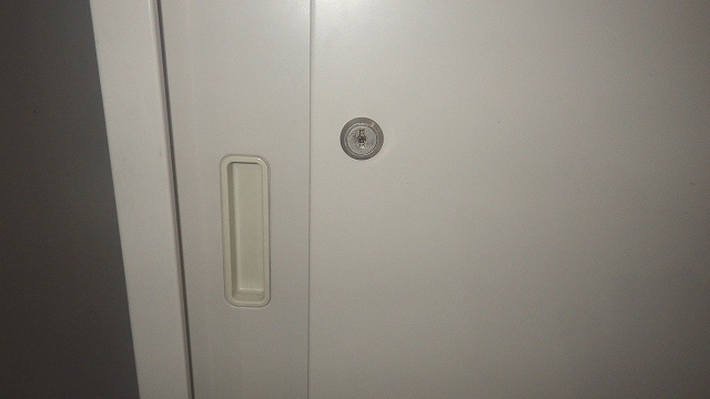 引き違いキャビネット コクヨ ニューグレー 73988/1003770-1