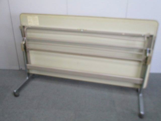 オカムラ / 木目調 /55543/フォールディング