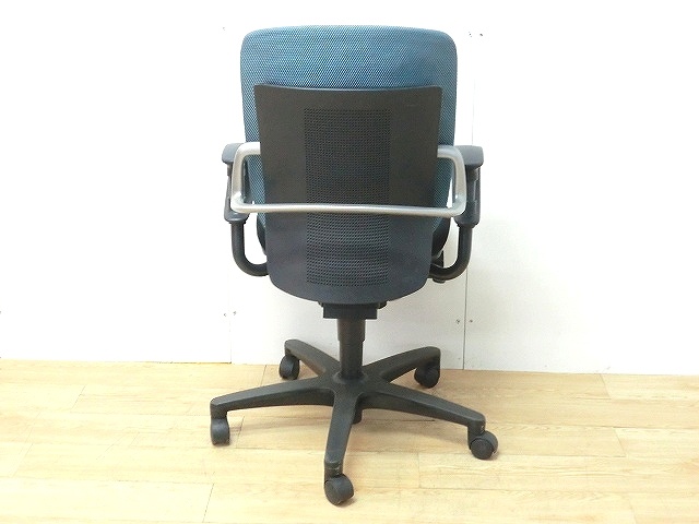 オフィスチェア ( イトーキ ) ブルー / 66244 / 肘有/ 1039903-1