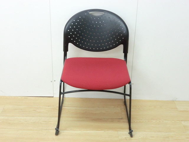 スタッキングチェア イトーキ レッド 68999/ 1040144-1