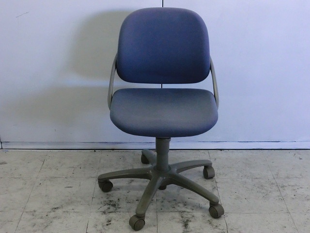 オフィスチェア ( オカムラ ) ブルー / 67078 / 肘無
